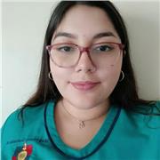 Fonoaudióloga dicta clases a estudiantes universitarios